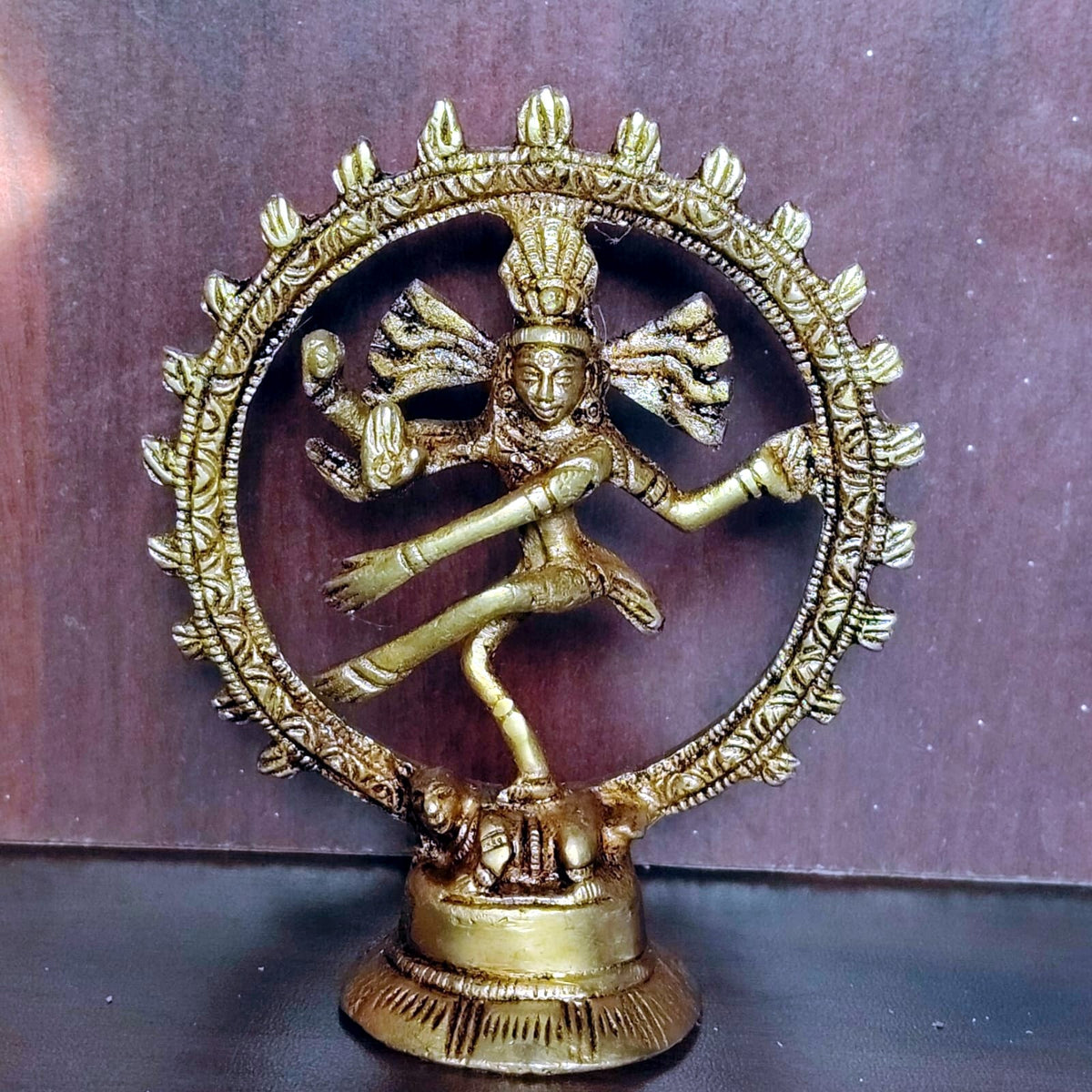 Brass Kerala Nilavilakku (Tall Deepam)